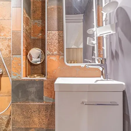 Appartamento Warm&well-appointed Foch Masséna District *